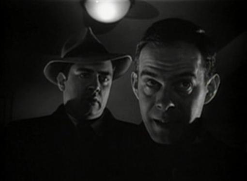 Raymond Burr is out for revenge and Harry Morgan is the hired killer