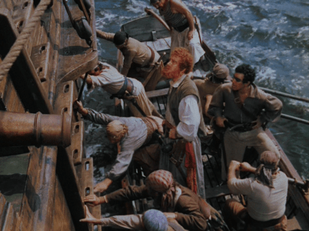Leech and his band of pirates approaching Jamie's ship