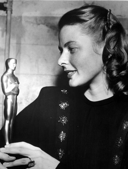 Ingrid with her first Oscar statuette for Gaslight
