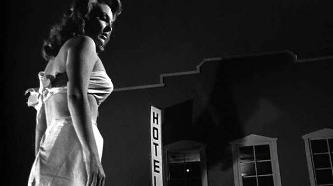 attackofthe50footwoman1958_678x380_02272013031419