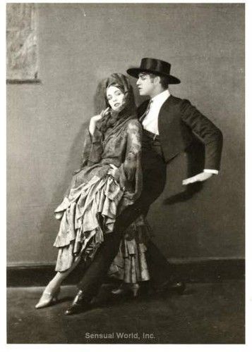 Martha Graham and Ted Shawn tango on a 1922 postcard